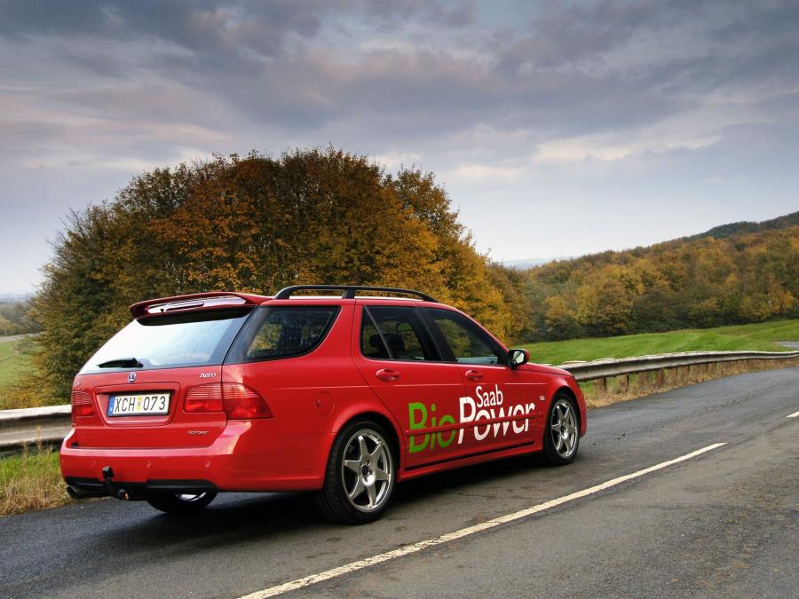  Saab 9-5 BioPower SportCombi 2008 года  (фото 2 из 16)